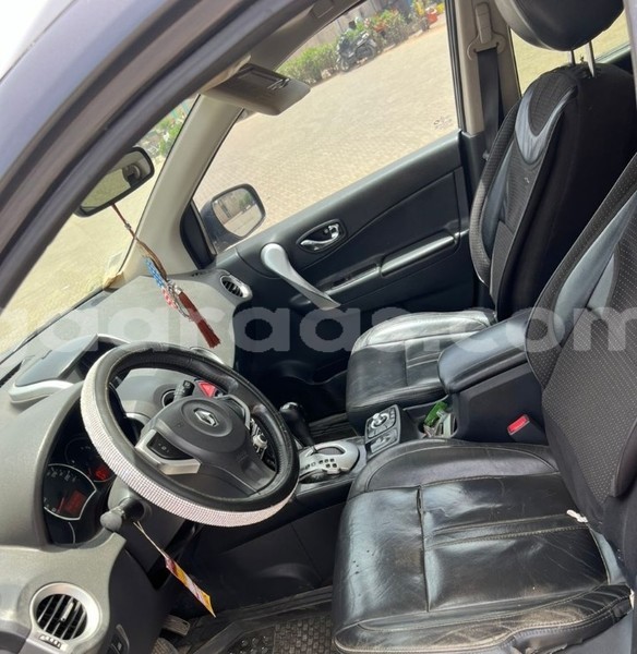 Big with watermark renault koleos dakar dakar 19745