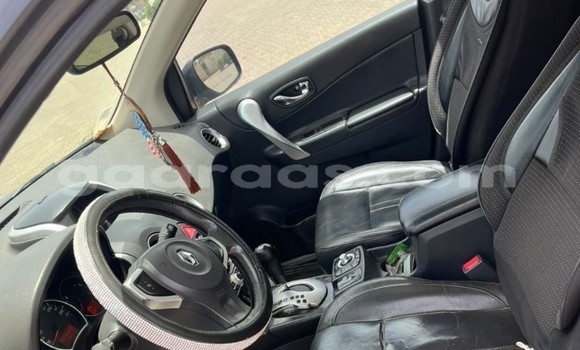 Buy Used Renault Koleos Silver Car in Dakar in Dakar Buy Used Renault Koleos Silver Car in Dakar in Dakar