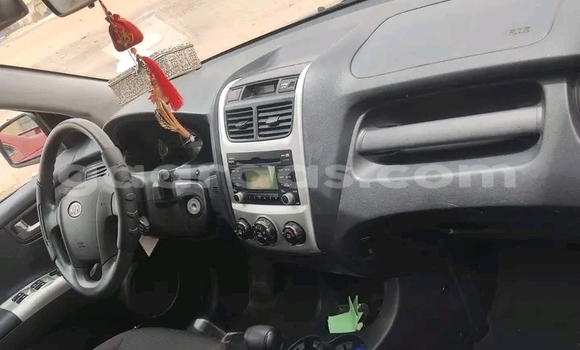 Acheter Occasion Voiture Kia Sportage Noir à Dakar, Dakar Acheter Occasion Voiture Kia Sportage Noir à Dakar, Dakar