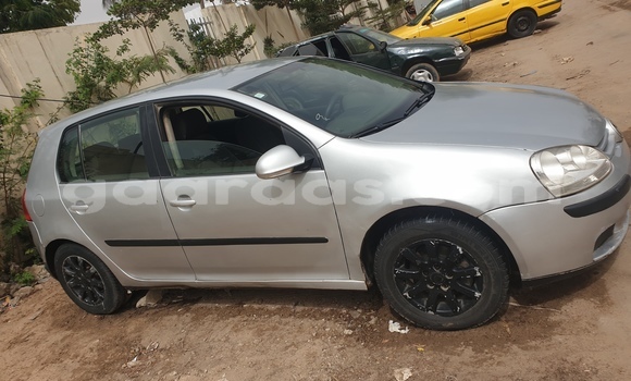 Dieundeu Occasion Volkswagen Golf Silver Auto in Dakar in Dakar
