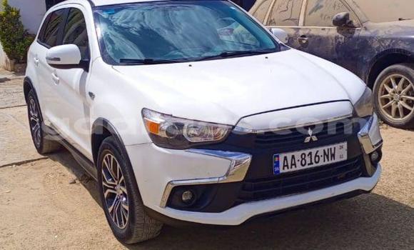 Buy Used Mitsubishi Outlander White Car in Dakar in Dakar Buy Used Mitsubishi Outlander White Car in Dakar in Dakar