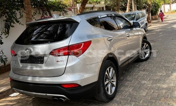 Buy Used Hyundai Santa Fe Silver Car in Dakar in Dakar Buy Used Hyundai Santa Fe Silver Car in Dakar in Dakar