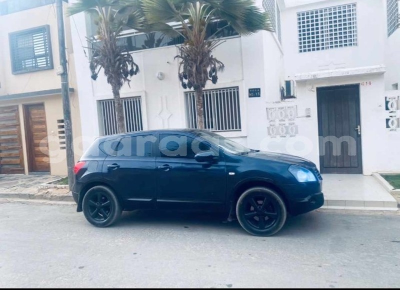 Big with watermark nissan qashqai dakar dakar 19860