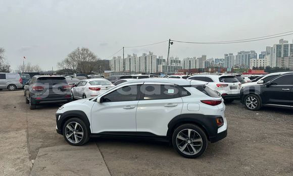 Acheter Import Voiture Hyundai Kona Blanc à Mbour, Thies Acheter Import Voiture Hyundai Kona Blanc à Mbour, Thies