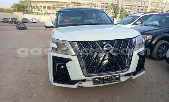 Buy Used Nissan Patrol White Car in Dakar in Dakar Buy Used Nissan Patrol White Car in Dakar in Dakar
