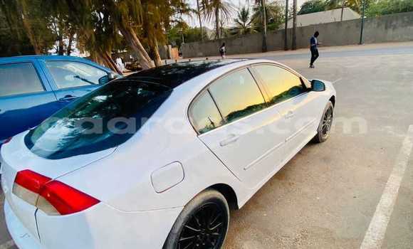 Acheter Occasion Voiture Renault Laguna Blanc à Dakar, Dakar Acheter Occasion Voiture Renault Laguna Blanc à Dakar, Dakar