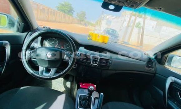 Acheter Occasion Voiture Renault Laguna Blanc à Dakar, Dakar Acheter Occasion Voiture Renault Laguna Blanc à Dakar, Dakar