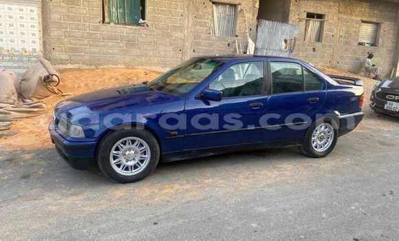 Acheter Occasion Voiture BMW E9 Bleu à Dahra, Louga Acheter Occasion Voiture BMW E9 Bleu à Dahra, Louga