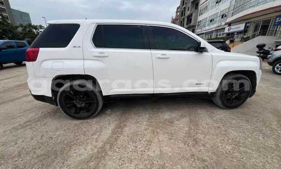 Dieundeu Occasion GMC Terrain White Auto in Dakar in Dakar Dieundeu Occasion GMC Terrain White Auto in Dakar in Dakar