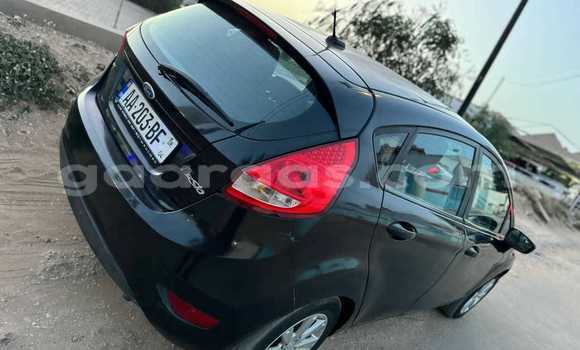 Acheter Occasion Voiture Ford Fiesta Blanc à Dakar, Dakar Acheter Occasion Voiture Ford Fiesta Blanc à Dakar, Dakar