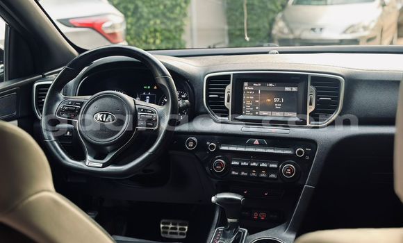 Acheter Occasion Voiture Kia Sportage Noir à Dakar, Dakar Acheter Occasion Voiture Kia Sportage Noir à Dakar, Dakar