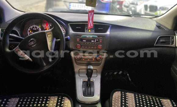 Acheter Occasion Voiture Nissan Sentra Noir à Dakar, Dakar Acheter Occasion Voiture Nissan Sentra Noir à Dakar, Dakar