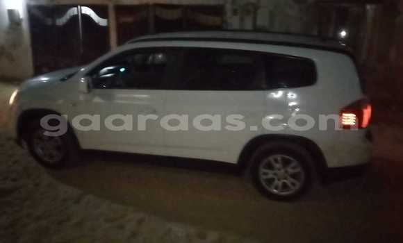 Acheter Occasion Voiture Chevrolet Orlando Blanc à Dakar, Dakar Acheter Occasion Voiture Chevrolet Orlando Blanc à Dakar, Dakar