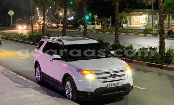 Acheter Occasion Voiture Ford Explorer Blanc à Dakar, Dakar Acheter Occasion Voiture Ford Explorer Blanc à Dakar, Dakar