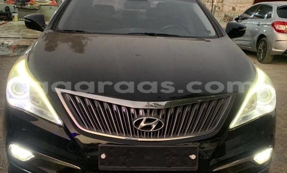 Acheter Occasion Voiture Hyundai Grandeur Noir à Dakar, Dakar