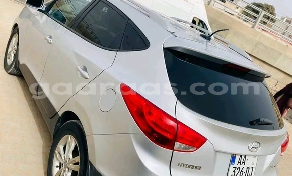 Buy Used Hyundai Tucson White Car in Dakar in Dakar Buy Used Hyundai Tucson White Car in Dakar in Dakar