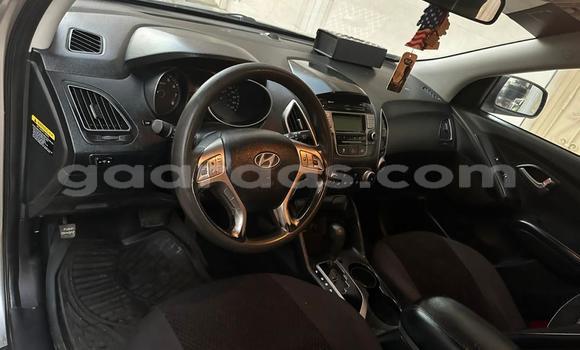 Buy Used Hyundai Tucson Silver Car in Dakar in Dakar Buy Used Hyundai Tucson Silver Car in Dakar in Dakar