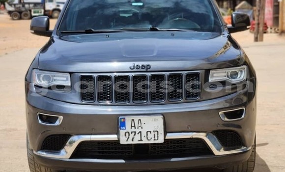 Dieundeu Occasion Jeep Grand Cherokee Silver Auto in Dakar in Dakar Dieundeu Occasion Jeep Grand Cherokee Silver Auto in Dakar in Dakar