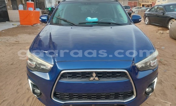 Dieundeu Occasion Mitsubishi Outlander Blue Auto in Dakar in Dakar