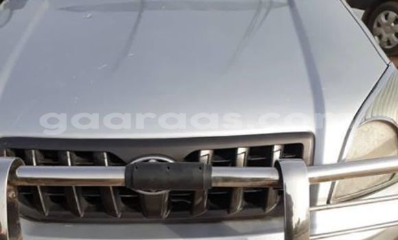 Dieundeu Occasion Toyota Land Cruiser Prado Silver Auto in Dakar in Dakar Dieundeu Occasion Toyota Land Cruiser Prado Silver Auto in Dakar in Dakar