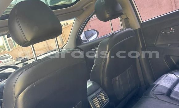 Buy Used Kia Sportage White Car in Dakar in Dakar Buy Used Kia Sportage White Car in Dakar in Dakar