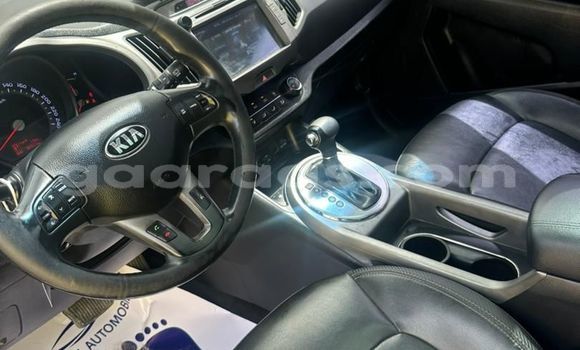 Buy Used Kia Sportage White Car in Dakar in Dakar Buy Used Kia Sportage White Car in Dakar in Dakar