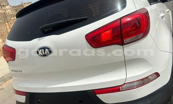 Buy Used Kia Sportage White Car in Dakar in Dakar Buy Used Kia Sportage White Car in Dakar in Dakar