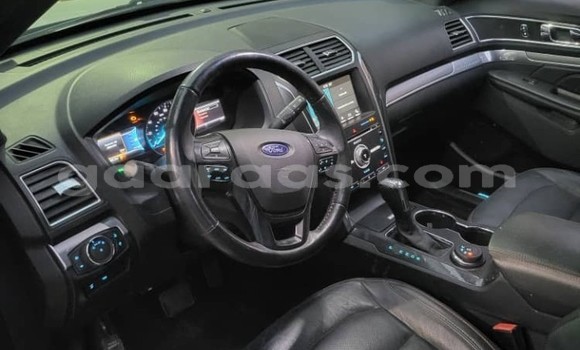 Buy Used Ford Explorer Silver Car in Dakar in Dakar Buy Used Ford Explorer Silver Car in Dakar in Dakar