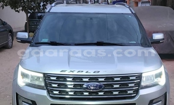 Buy Used Ford Explorer Silver Car in Dakar in Dakar Buy Used Ford Explorer Silver Car in Dakar in Dakar