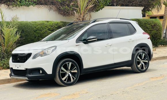 Acheter Import Voiture Peugeot 2008 Blanc à Dakar, Dakar Acheter Import Voiture Peugeot 2008 Blanc à Dakar, Dakar