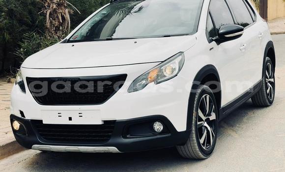 Acheter Import Voiture Peugeot 2008 Blanc à Dakar, Dakar Acheter Import Voiture Peugeot 2008 Blanc à Dakar, Dakar