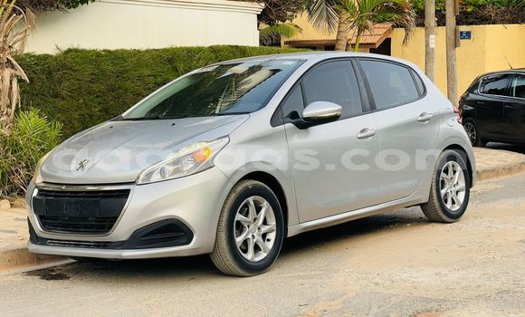 Acheter Import Voiture Peugeot 208 Gris à Dakar, Dakar