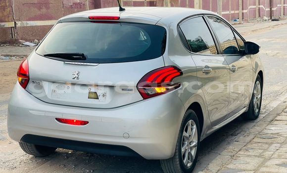 Acheter Import Voiture Peugeot 208 Gris à Dakar, Dakar Acheter Import Voiture Peugeot 208 Gris à Dakar, Dakar