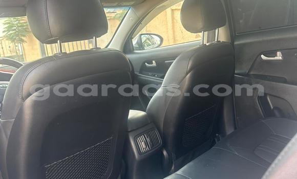 Buy Used Kia Sportage Silver Car in Dakar in Dakar Buy Used Kia Sportage Silver Car in Dakar in Dakar