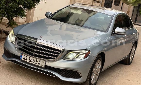 Buy Used Mercedes‒Benz E–Class Silver Car in Dakar in Dakar Buy Used Mercedes‒Benz E–Class Silver Car in Dakar in Dakar