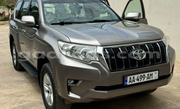 Buy Used Toyota Prado Silver Car in Dakar in Dakar Buy Used Toyota Prado Silver Car in Dakar in Dakar