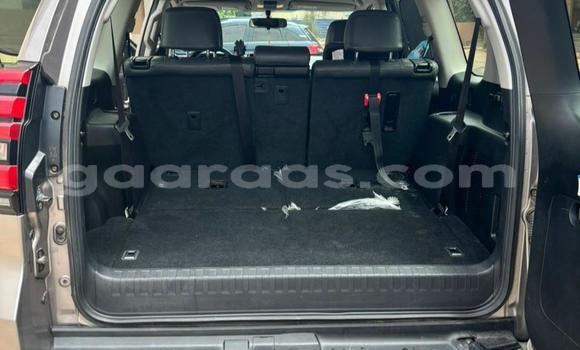 Buy Used Toyota Prado Silver Car in Dakar in Dakar Buy Used Toyota Prado Silver Car in Dakar in Dakar