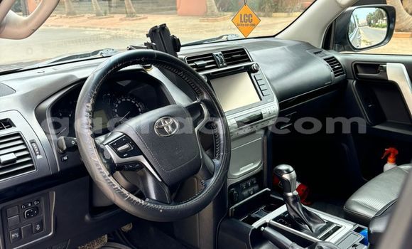 Buy Used Toyota Prado Silver Car in Dakar in Dakar Buy Used Toyota Prado Silver Car in Dakar in Dakar