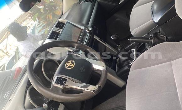 Buy Used Toyota RAV4 Silver Car in Dakar in Dakar Buy Used Toyota RAV4 Silver Car in Dakar in Dakar