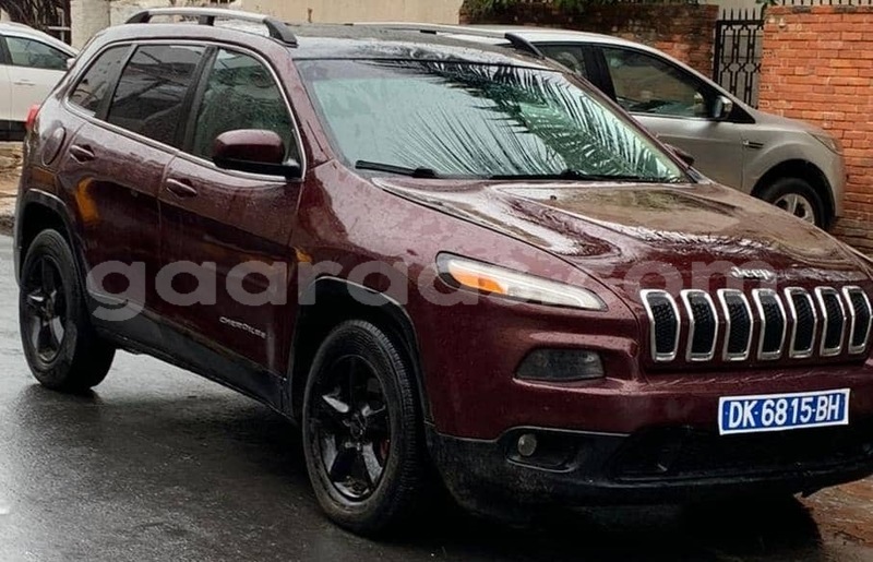 Big with watermark jeep cherokee dakar dakar 20131