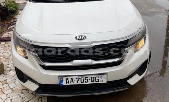 Buy Used Kia Sedona White Car in Dakar in Dakar Buy Used Kia Sedona White Car in Dakar in Dakar