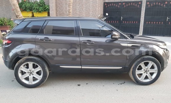 Dieundeu Occasion Land Rover Range Rover Evoque Black Auto in Dakar in Dakar