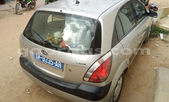 Acheter Occasion Voiture Kia Rio Gris à Dakar, Dakar Acheter Occasion Voiture Kia Rio Gris à Dakar, Dakar