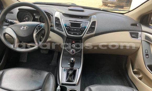 Acheter Occasion Voiture Hyundai Elantra Noir à Dakar, Dakar Acheter Occasion Voiture Hyundai Elantra Noir à Dakar, Dakar