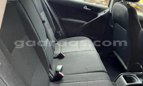 Buy Used Volkswagen Tiguan Silver Car in Dakar in Dakar Buy Used Volkswagen Tiguan Silver Car in Dakar in Dakar