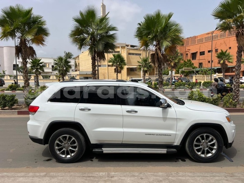 Big with watermark jeep grand cherokee dakar dakar 20181