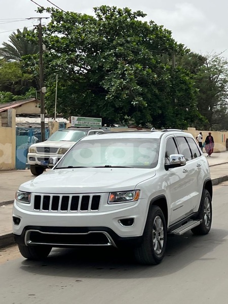 Big with watermark jeep grand cherokee dakar dakar 20181