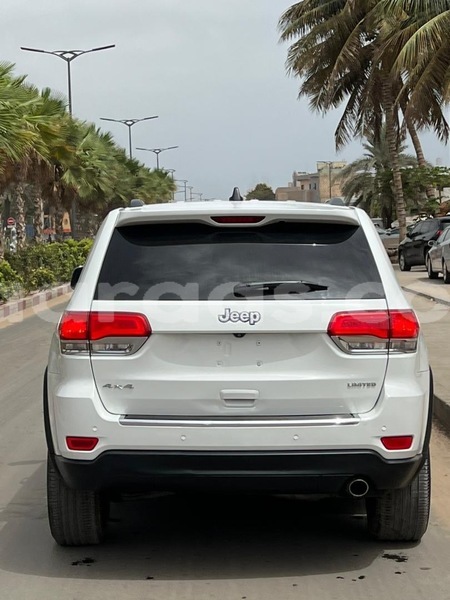 Big with watermark jeep grand cherokee dakar dakar 20181