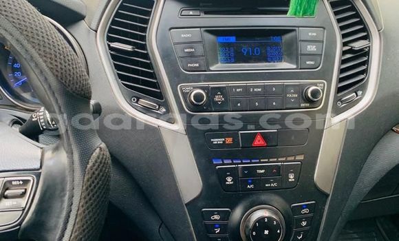 Acheter Occasion Voiture Hyundai Santa Fe Blanc à Dakar, Dakar Acheter Occasion Voiture Hyundai Santa Fe Blanc à Dakar, Dakar