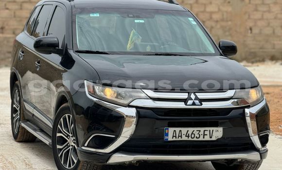 Dieundeu Occasion Mitsubishi Outlander Black Auto in Dakar in Dakar